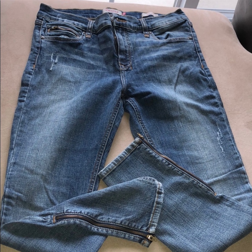 Juniors Jeans